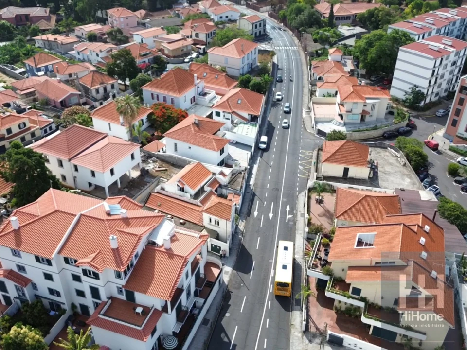 Moradia T4 para Venda em Funchal (São Pedro) Foto 40