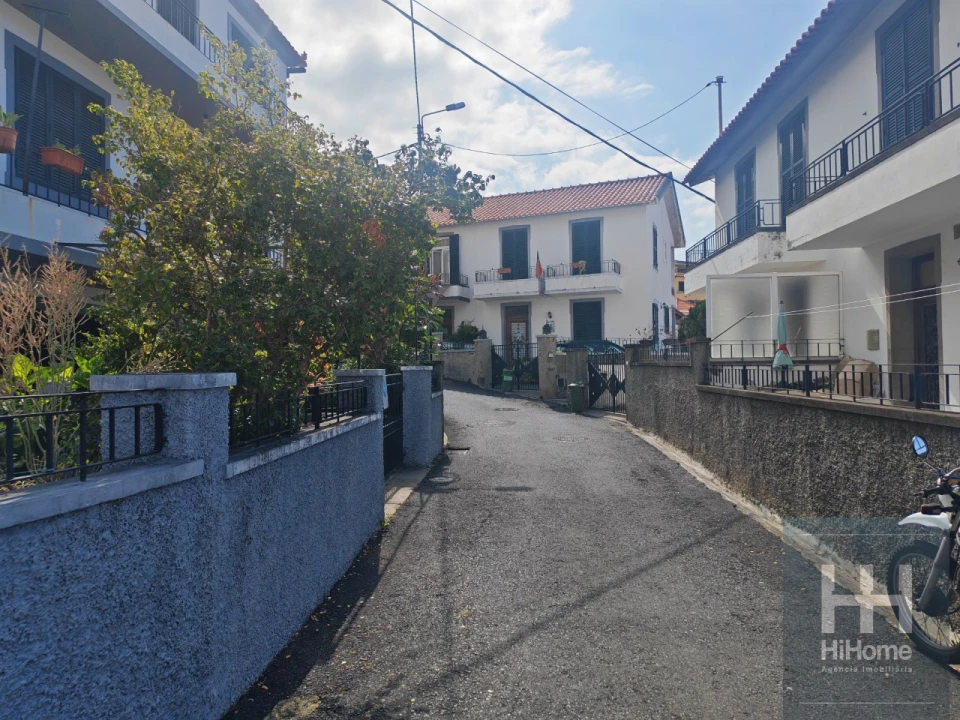 Moradia T1 para Venda em Funchal (Santa Maria Maior) Foto 26