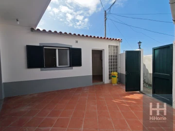 Moradia T1 para Venda em Funchal (Santa Maria Maior)