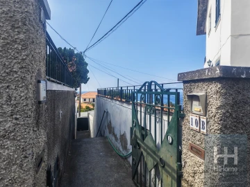 Moradia T1 para Venda em Funchal (Santa Maria Maior)