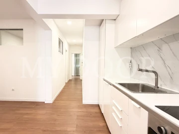 Apartamento T2 para Venda em Moscavide e Portela