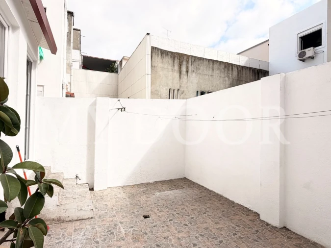 Apartamento T2 para Venda em Moscavide e Portela Foto 13