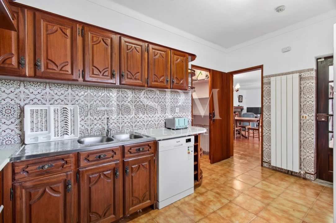 Moradia T5 para Venda em Vau Foto 19