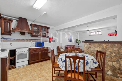 Moradia T5 para Venda em Vau