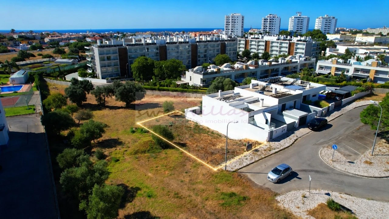 Terreno para Venda em Albufeira e Olhos de Água Foto 3