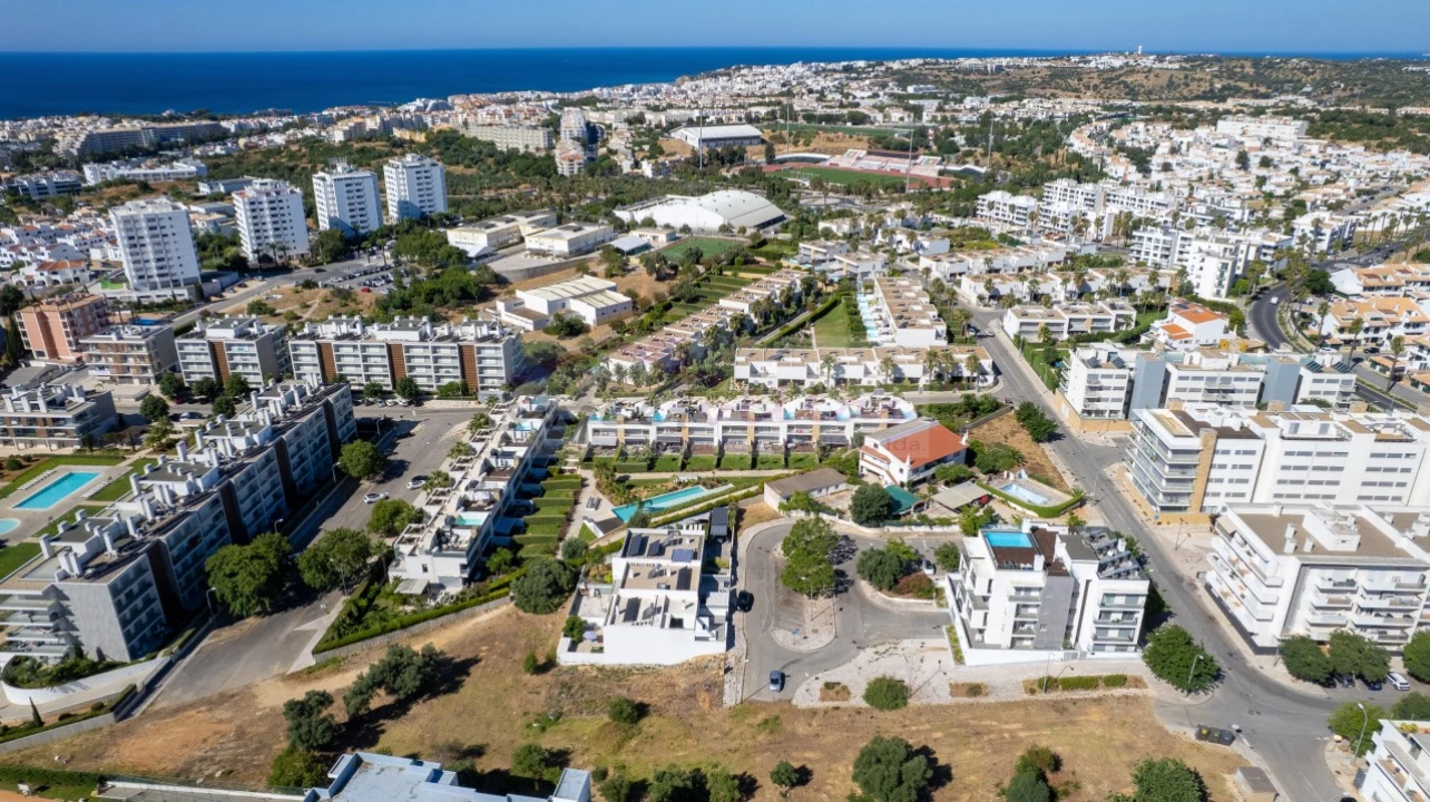 Terreno para Venda em Albufeira e Olhos de Água Foto 6