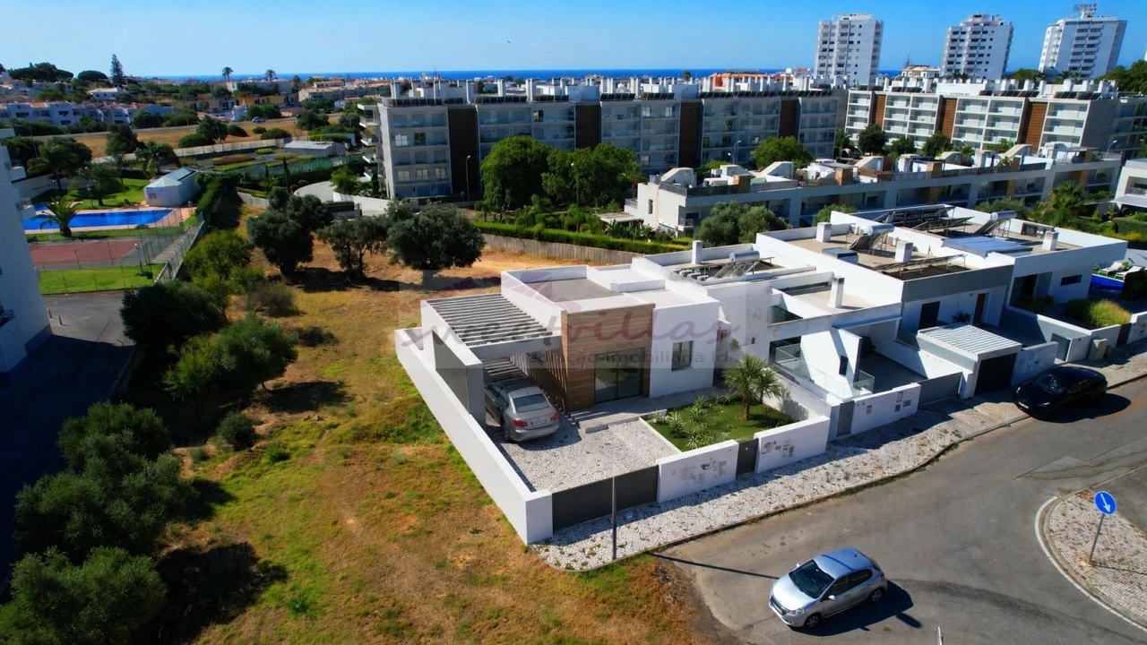 Terreno para Venda em Albufeira e Olhos de Água Foto 7