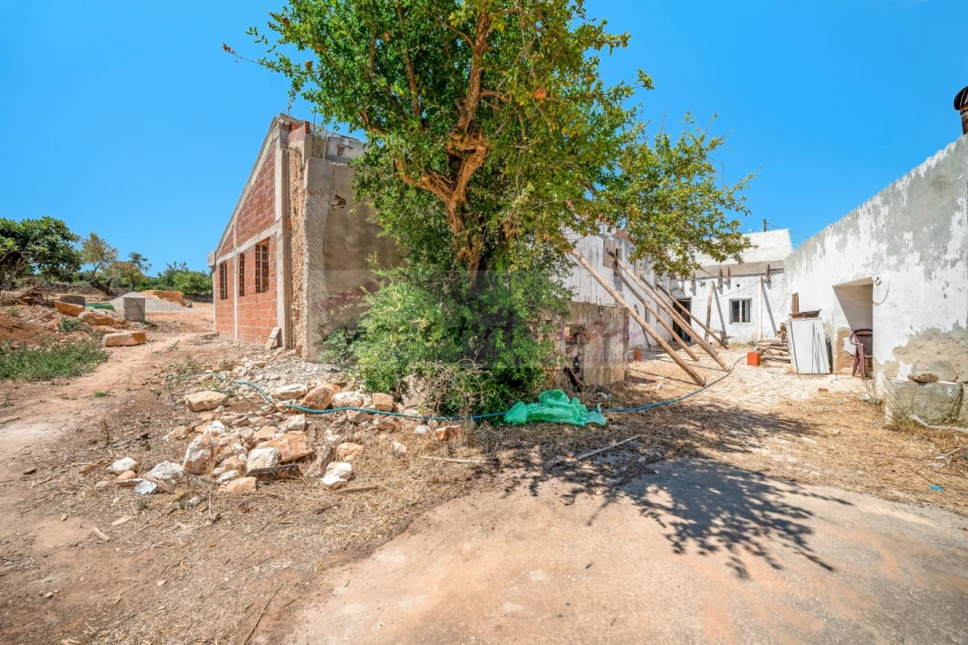 Terreno Misto para Venda em Boliqueime Foto 30