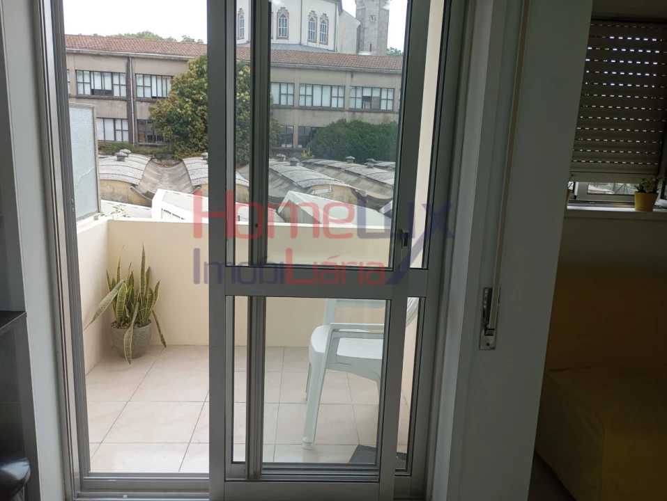 Apartamento T1 para Venda em Cedofeita, Santo Ildefonso, Sé, Miragaia, São Nicolau e Vitória Foto 5