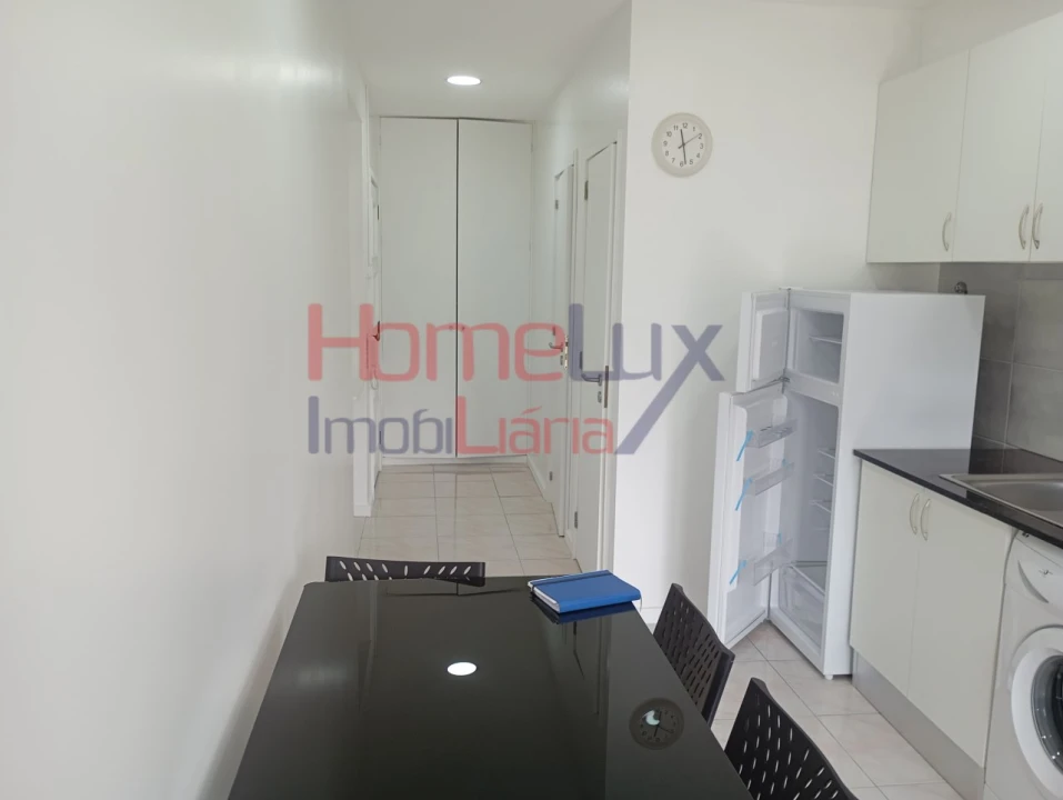 Apartamento T1 para Venda em Cedofeita, Santo Ildefonso, Sé, Miragaia, São Nicolau e Vitória Foto 8