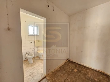 Moradia T4 para Venda em Lamas e Cercal