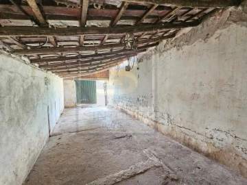 Moradia T4 para Venda em Lamas e Cercal