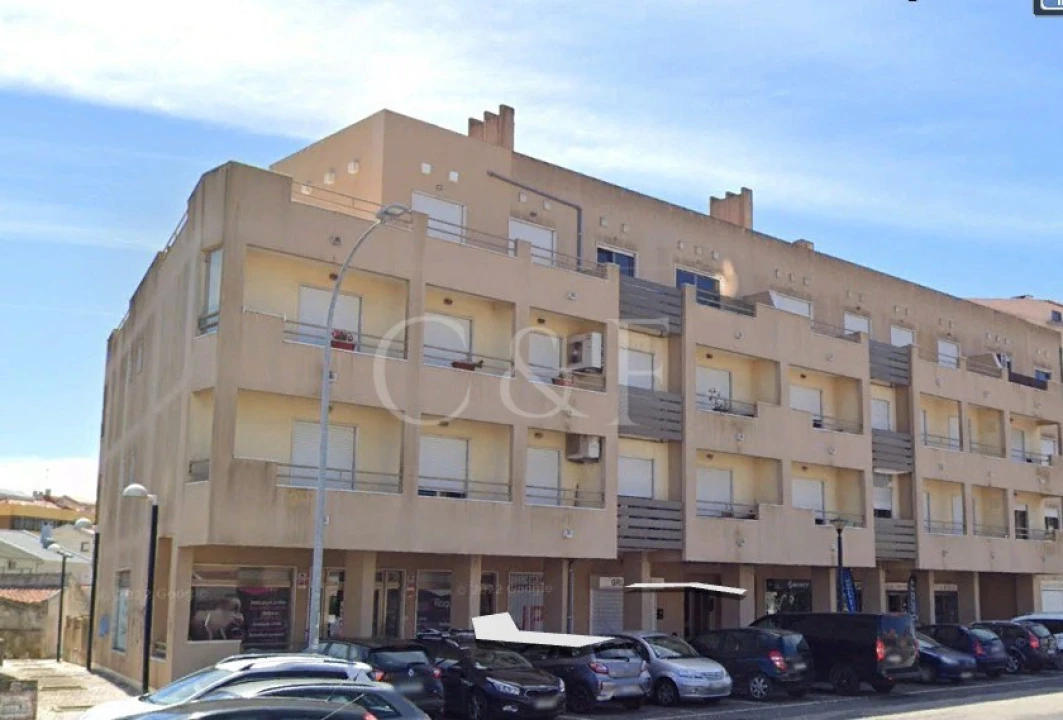 Apartamento T2 para Venda em Algueirão-Mem Martins Foto 1