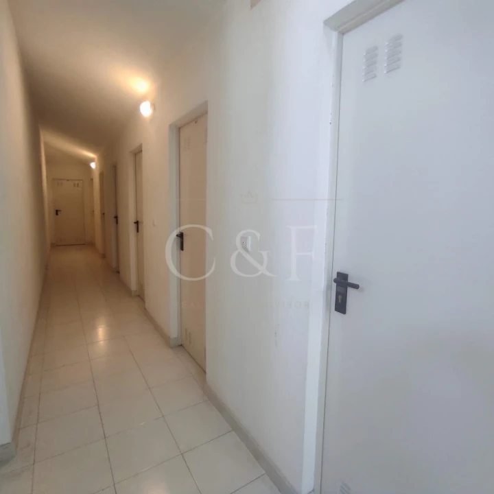 Apartamento T2 para Venda em Algueirão-Mem Martins Foto 9