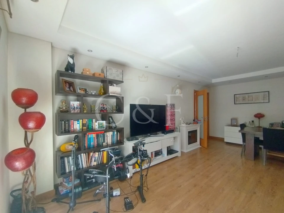 Apartamento T2 para Venda em Algueirão-Mem Martins Foto 15
