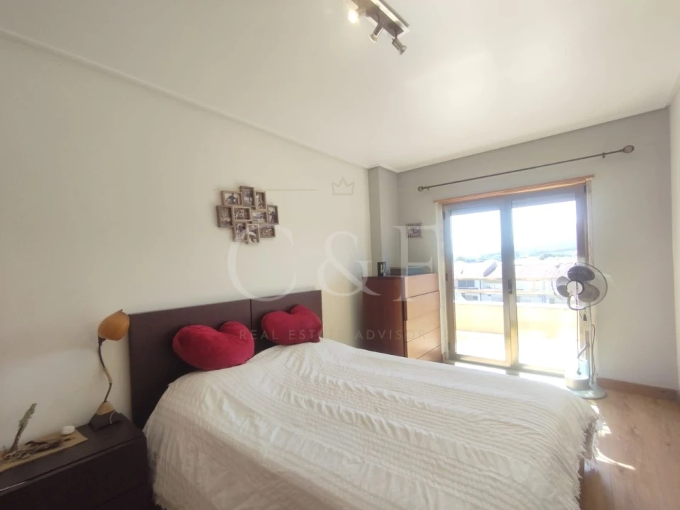 Apartamento T2 para Venda em Algueirão-Mem Martins Foto 24