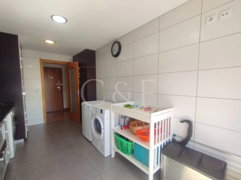 Apartamento T2 para Venda em Algueirão-Mem Martins Foto 27