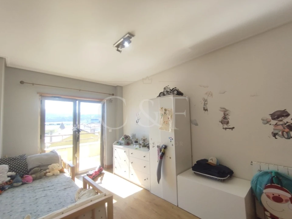 Apartamento T2 para Venda em Algueirão-Mem Martins Foto 31