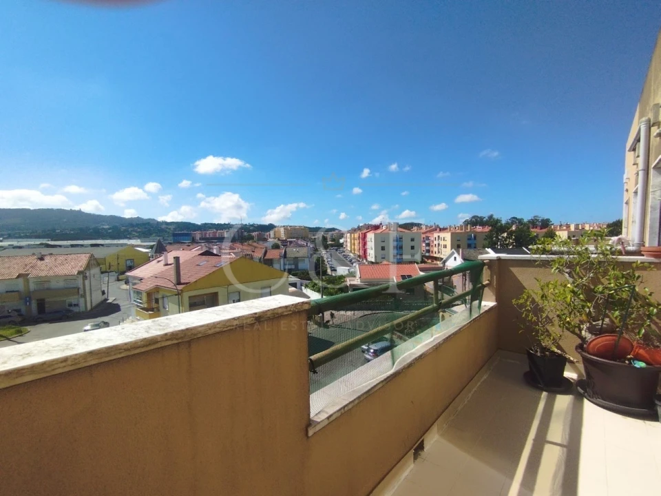 Apartamento T2 para Venda em Algueirão-Mem Martins Foto 42