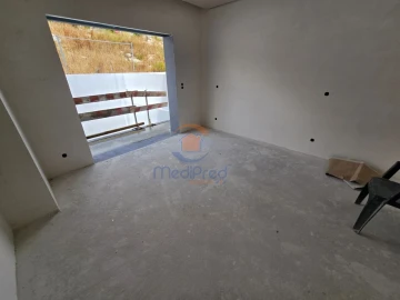 Moradia T4 para Venda em Casal de Cambra