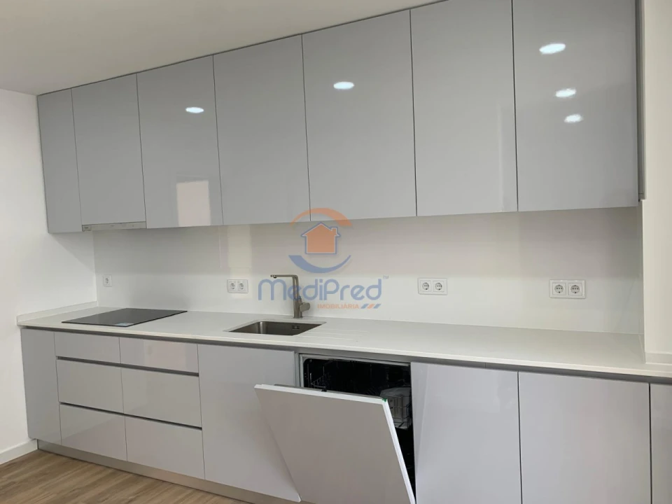 Apartamento T4 para Venda em Olivais Foto 4
