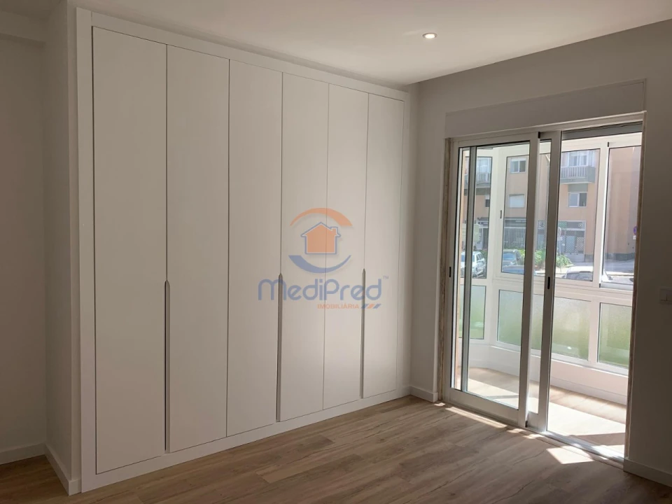 Apartamento T4 para Venda em Olivais Foto 15