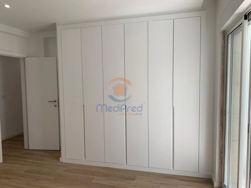 Apartamento T4 para Venda em Olivais Foto 16