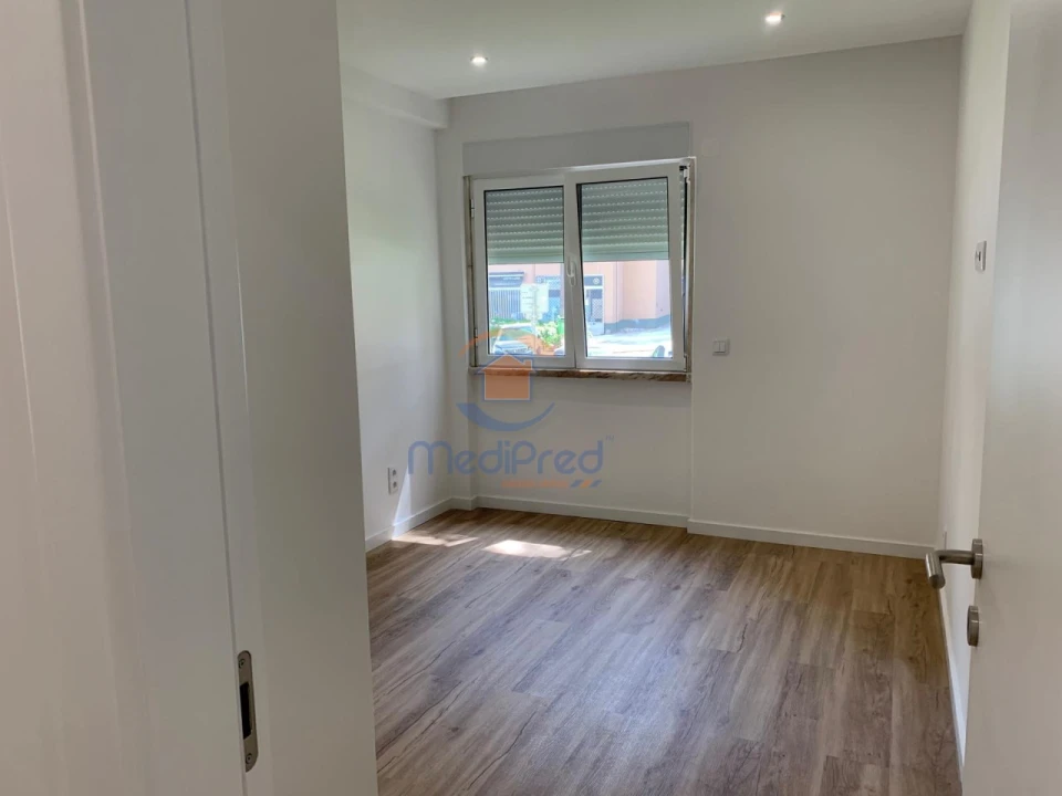 Apartamento T4 para Venda em Olivais Foto 17