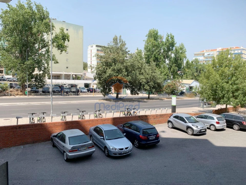 Apartamento T4 para Venda em Olivais Foto 41