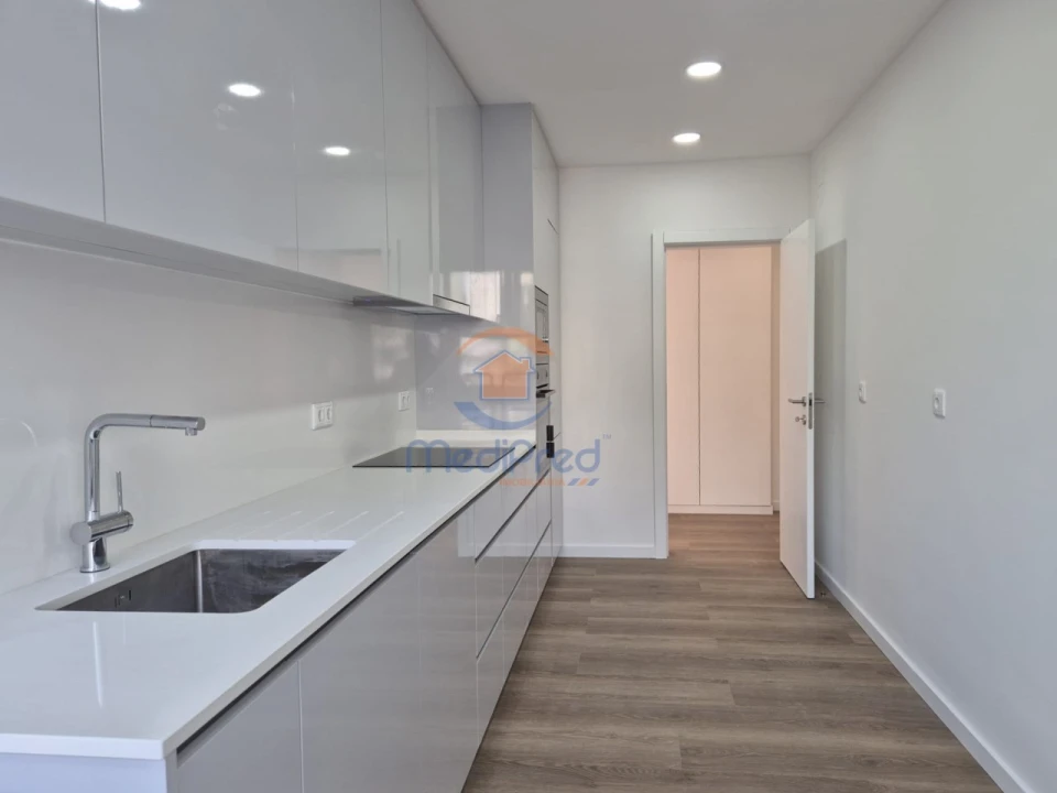 Apartamento T4 para Venda em Olivais Foto 10