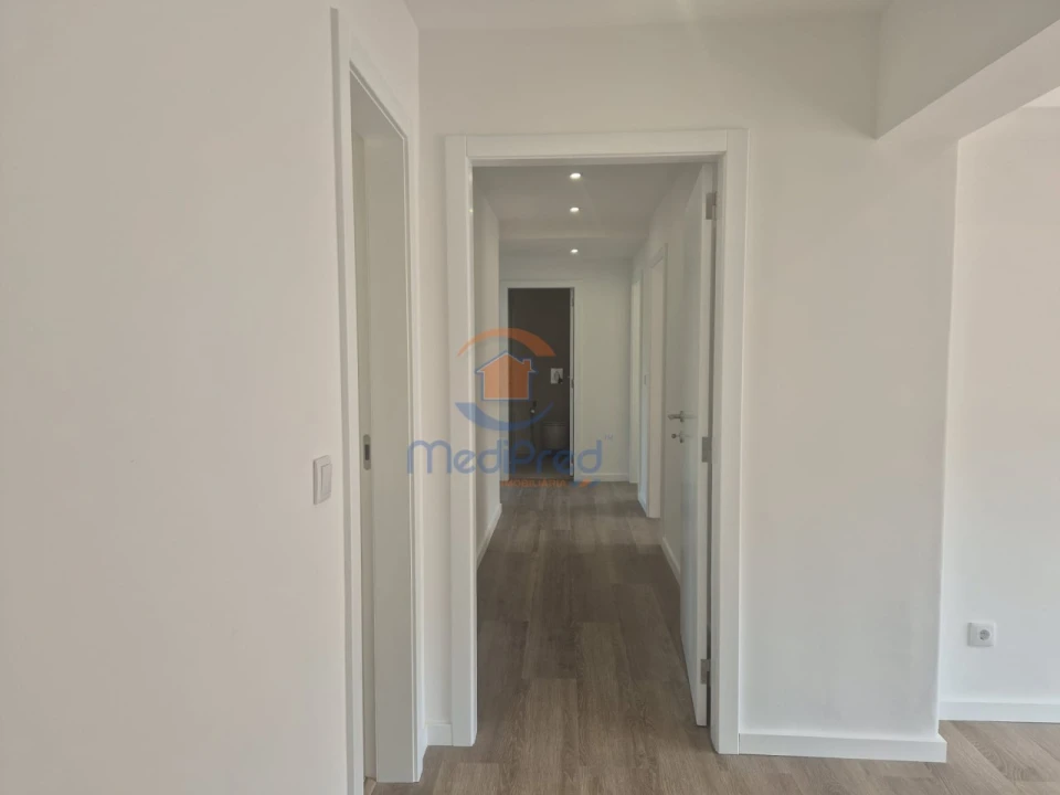 Apartamento T4 para Venda em Olivais Foto 11