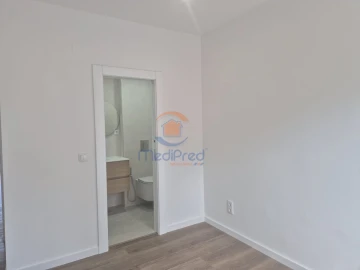Apartamento T4 para Venda em Olivais