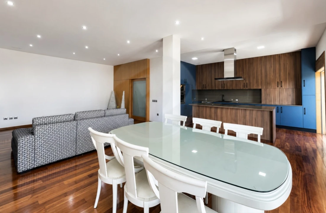 Apartamento T4 para Venda em Póvoa de Varzim, Beiriz e Argivai Foto 3