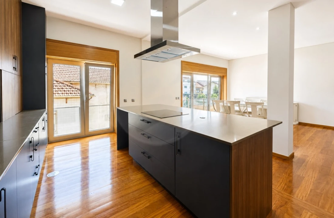 Apartamento T4 para Venda em Póvoa de Varzim, Beiriz e Argivai Foto 4