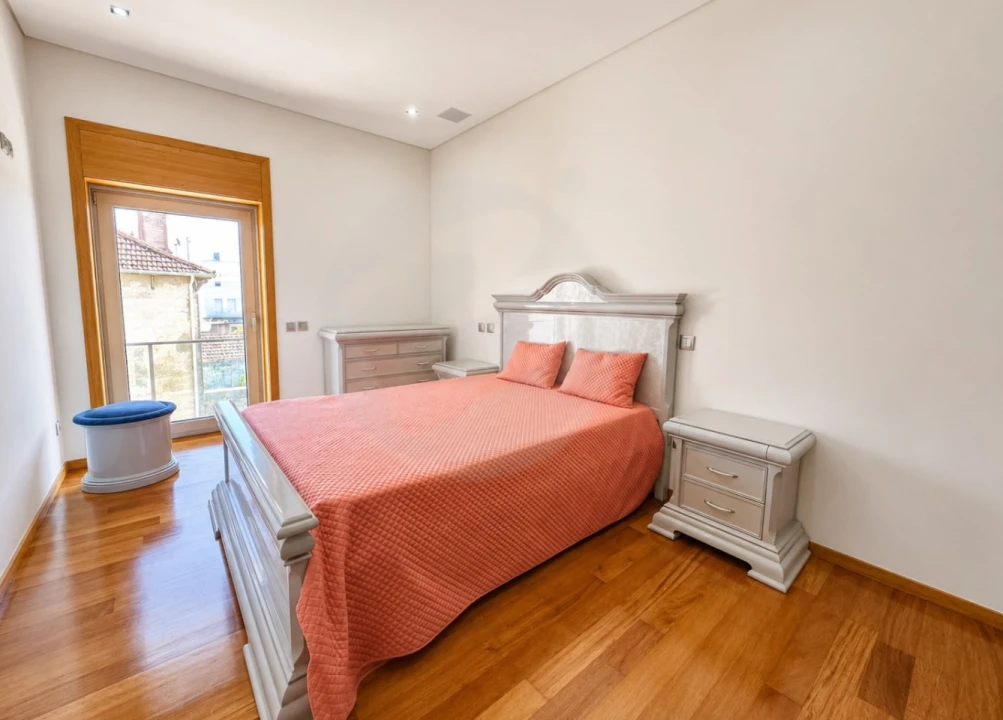 Apartamento T4 para Venda em Póvoa de Varzim, Beiriz e Argivai Foto 9