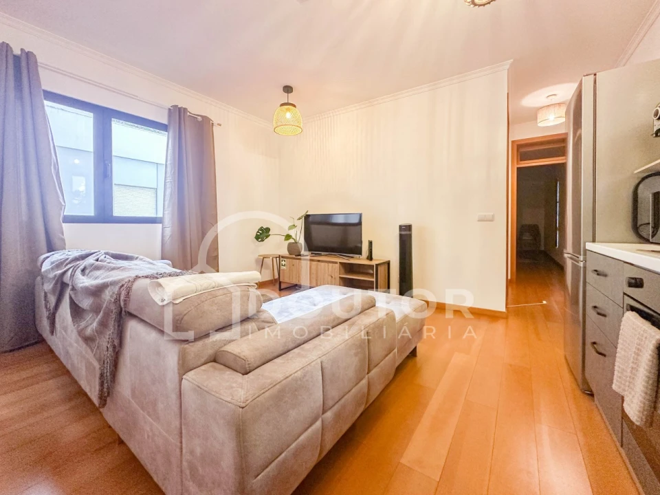 Apartamento T2 para Venda em Funchal (Se) Foto 2