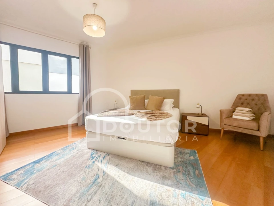 Apartamento T2 para Venda em Funchal (Se) Foto 12