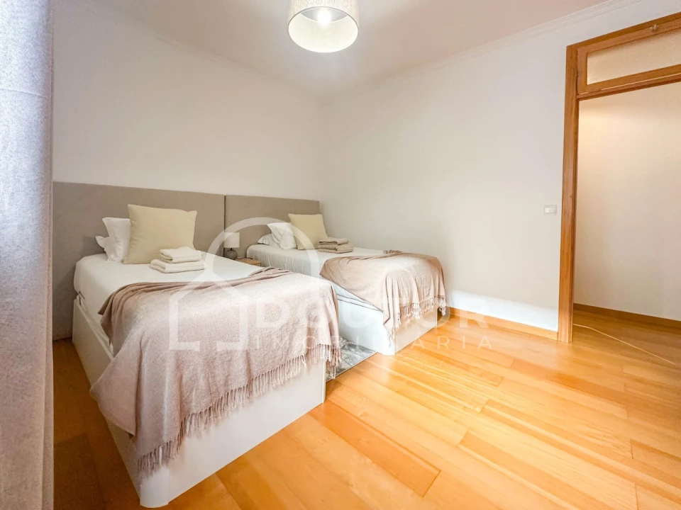 Apartamento T2 para Venda em Funchal (Se) Foto 16