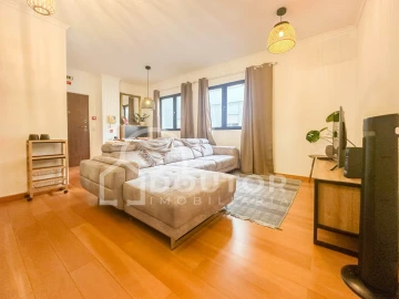 Apartamento T2 para Venda em Funchal (Se)
