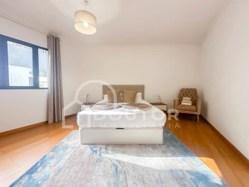 Apartamento T2 para Venda em Funchal (Se)