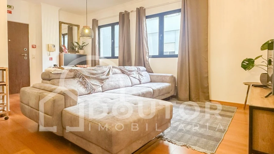 Apartamento T2 para Venda em Funchal (Se)