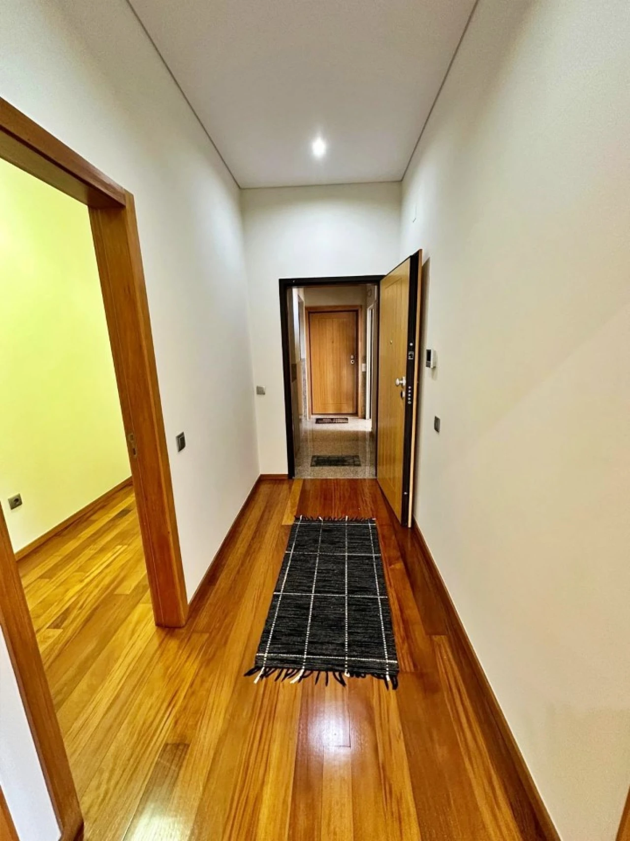 Apartamento T4 para Venda em Póvoa de Varzim, Beiriz e Argivai Foto 17