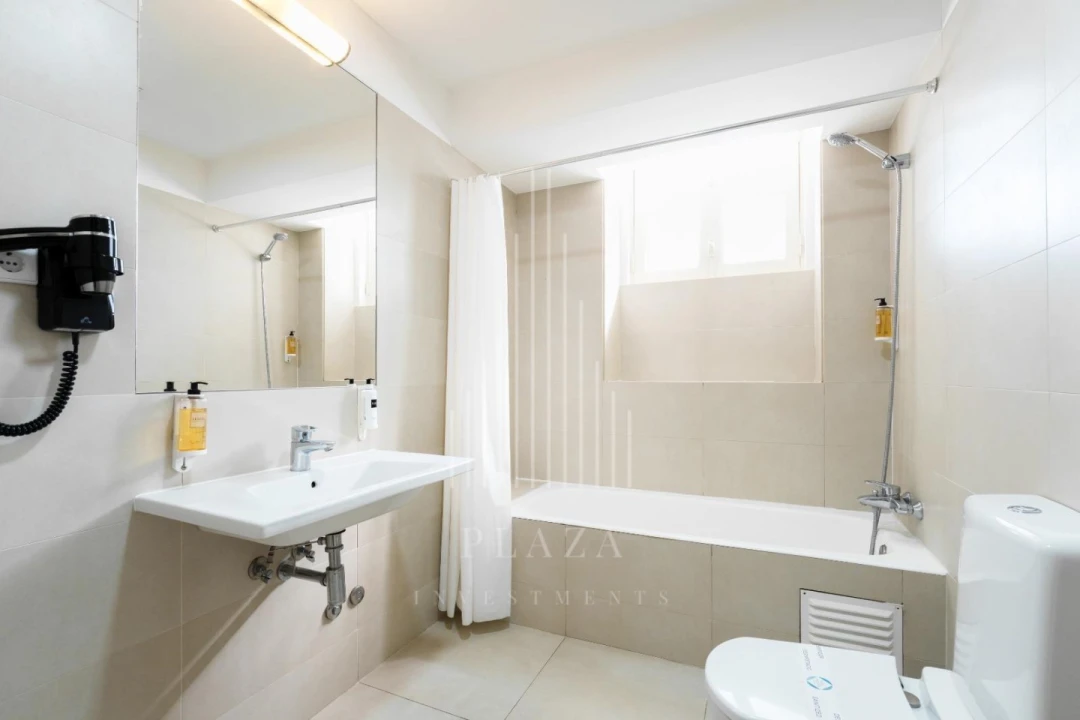 Apartamento T4 para Venda em Cedofeita, Santo Ildefonso, Sé, Miragaia, São Nicolau e Vitória Foto 16
