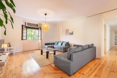 Apartamento T4 para Venda em Cedofeita, Santo Ildefonso, Sé, Miragaia, São Nicolau e Vitória