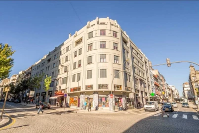 Apartamento T4 para Venda em Cedofeita, Santo Ildefonso, Sé, Miragaia, São Nicolau e Vitória
