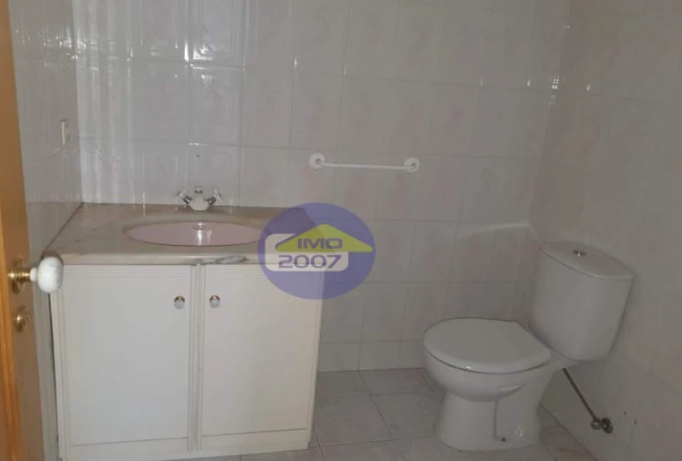 Apartamento T3 para Venda em Canelas Foto 11