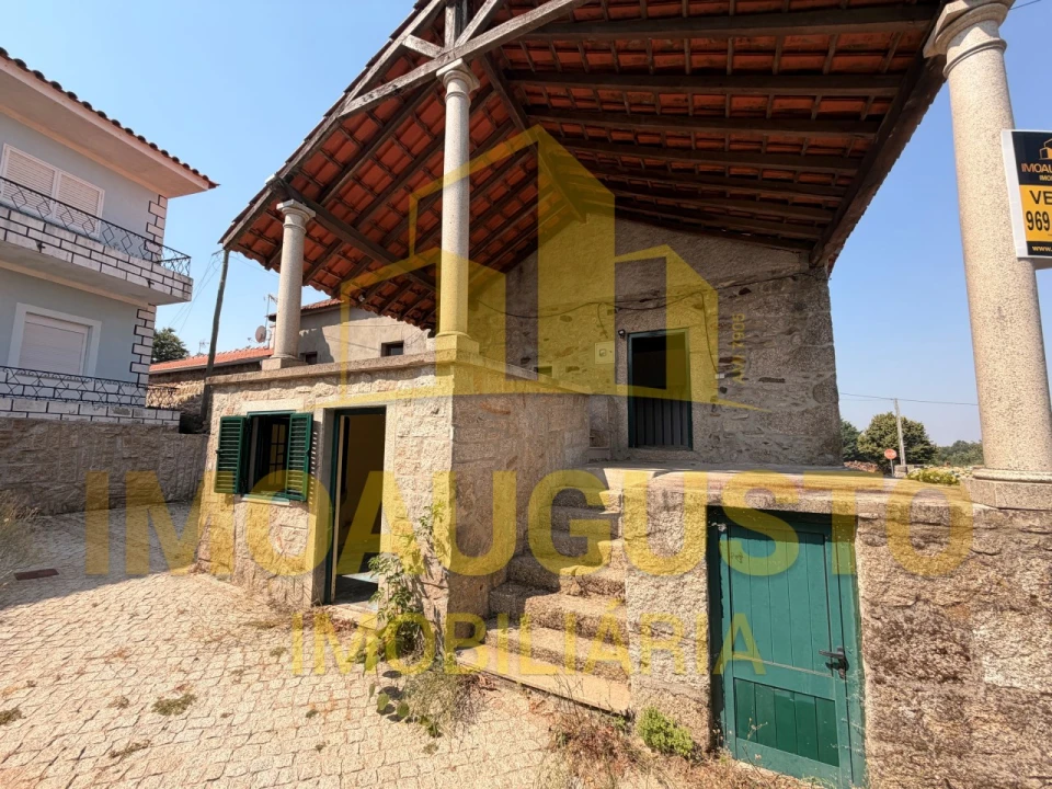 Moradia T2 para Venda em Sabugal e Aldeia de Santo António Foto 2