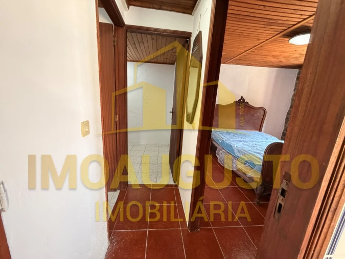 Moradia T2 para Venda em Sabugal e Aldeia de Santo António Foto 10