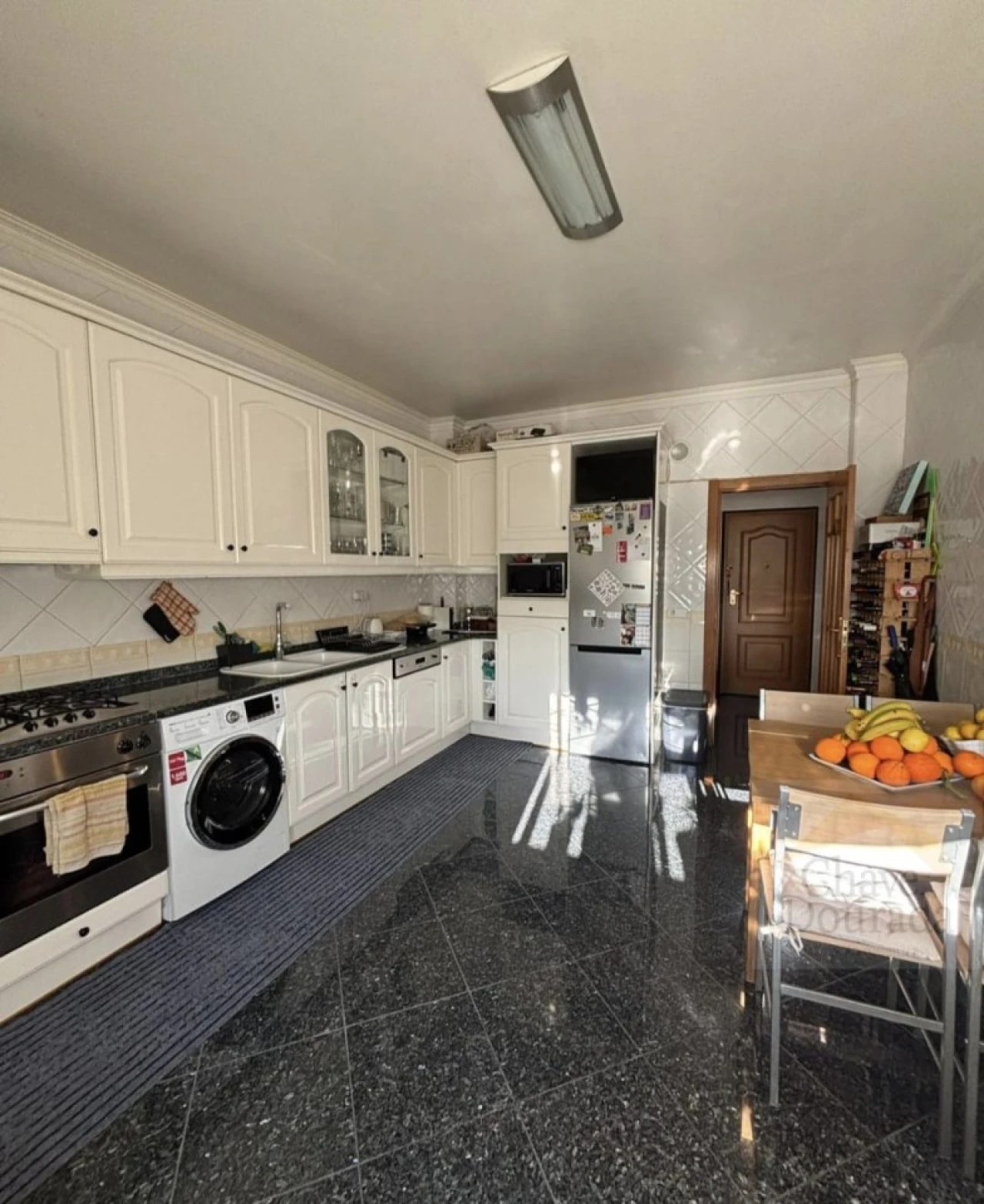 Apartamento T5 para Venda em Santo Antonio dos Olivais Foto 11
