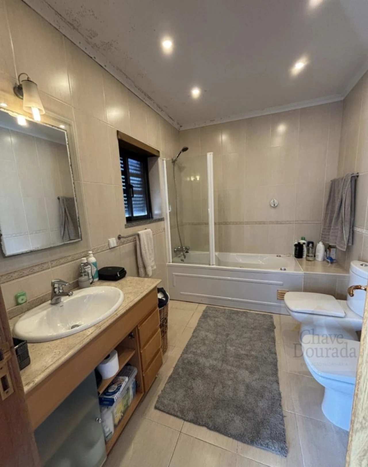 Apartamento T5 para Venda em Santo Antonio dos Olivais Foto 23